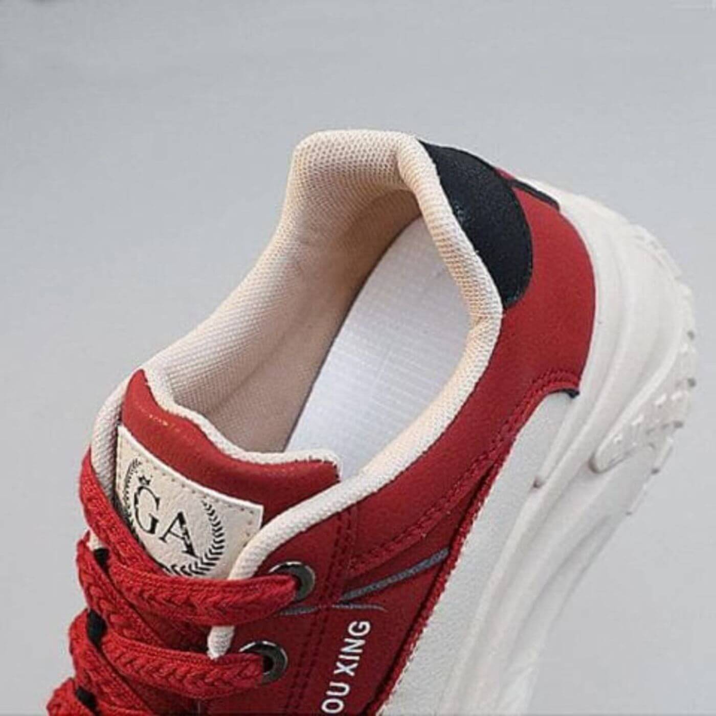Sabine™ - Bekväma Sneakers med Hög Sula