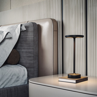 TouchLight™ - Modern Bordslampa Med Touch-teknik